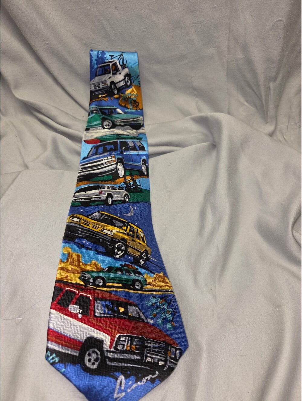 RM Style Blue Tie with Vintage Car Design